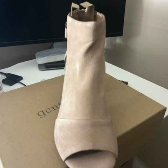 KENNETH COLE Open Toe CHARLENE BOOTIE GENTLE SOULS (NEW) (SIZE 9) - Picture 12 of 15